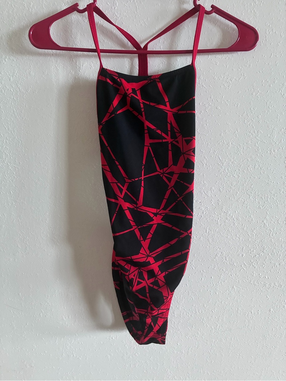 Speedo Black and Red Geometric One-Piece Swimsuit

Swim team